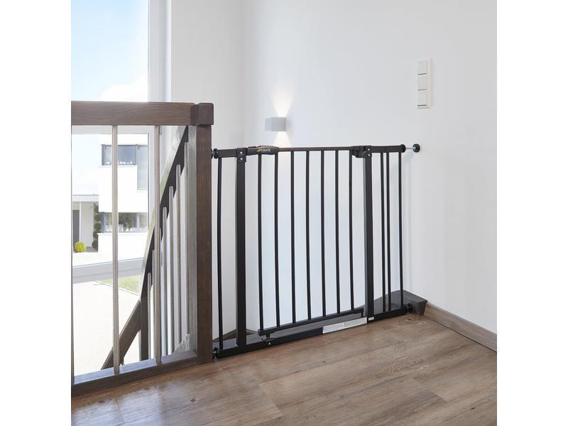 hauck Barrera de Seguridad de Niños para Puertas y Escaleras Close N Stop Safety incl. Extension 9 cm, Vallas Infantiles, Sin Agujeros, 84-89 cm, barandilla Escalera Niños,Metal, Negro