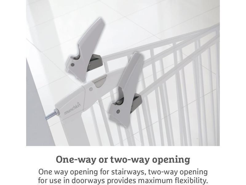 Munchkin Valla de Seguridad Infantil, Barrera de Escalera para Bebés y Niños Pequeños, Valla de Montaje Fácil sin Tornillos, Puerta de Seguridad para Bebé, Valla Metálica, 76-82 cm, Blanco